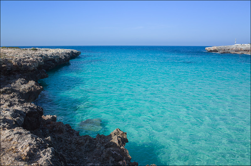 http://www.photographique.ch/Menorca05.jpg