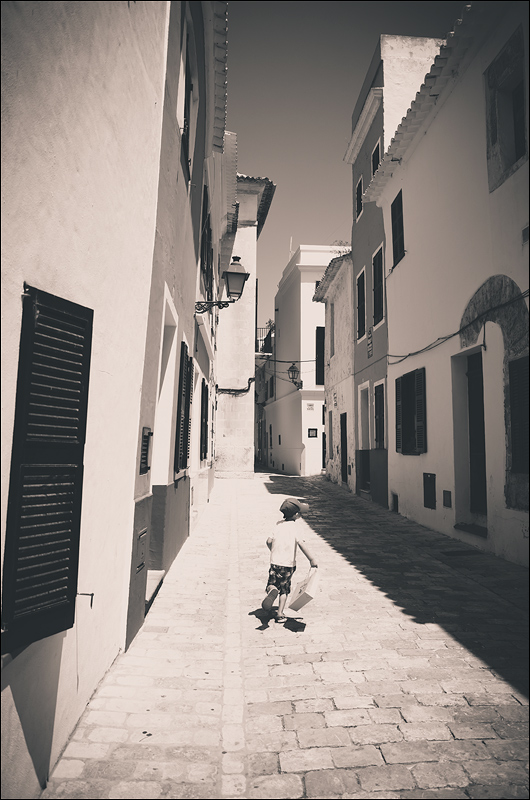 http://www.photographique.ch/Menorca11.jpg